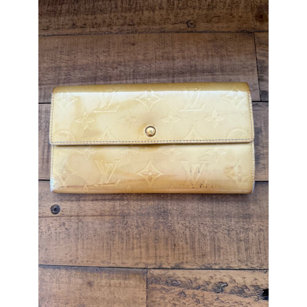 LOUIS VUITTON Vernis Long Bifold Wallet